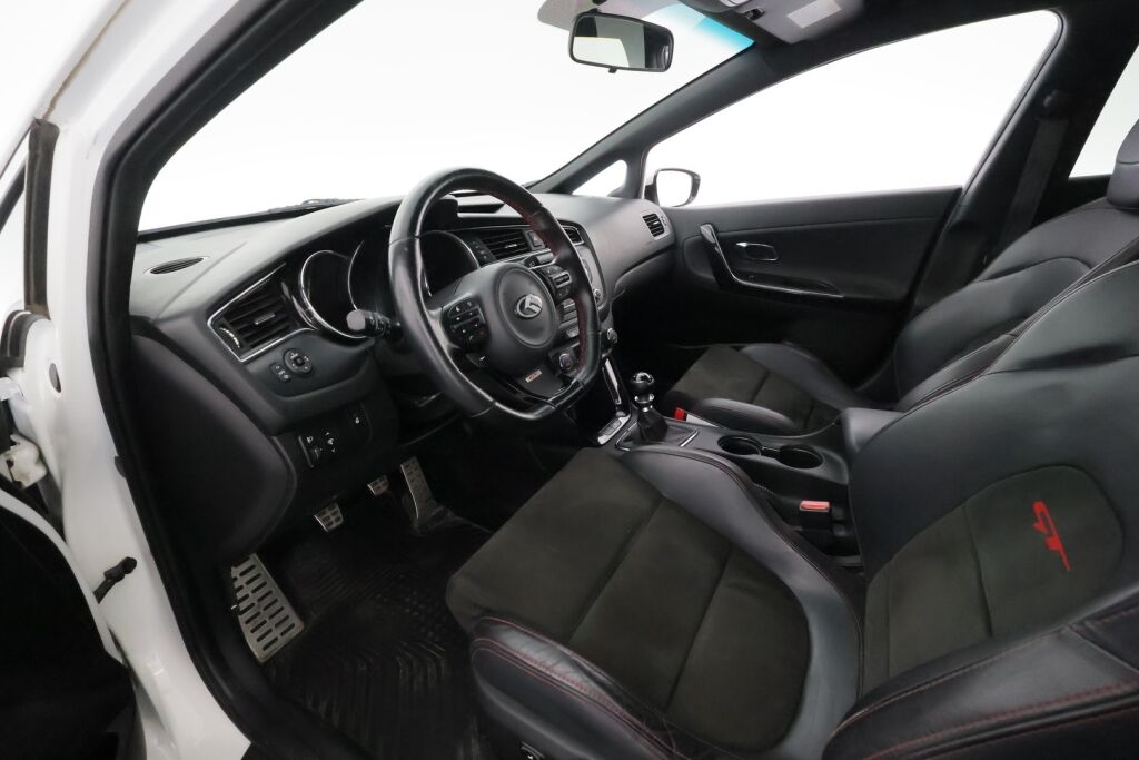 Kia Ceed 2015 Valkoinen