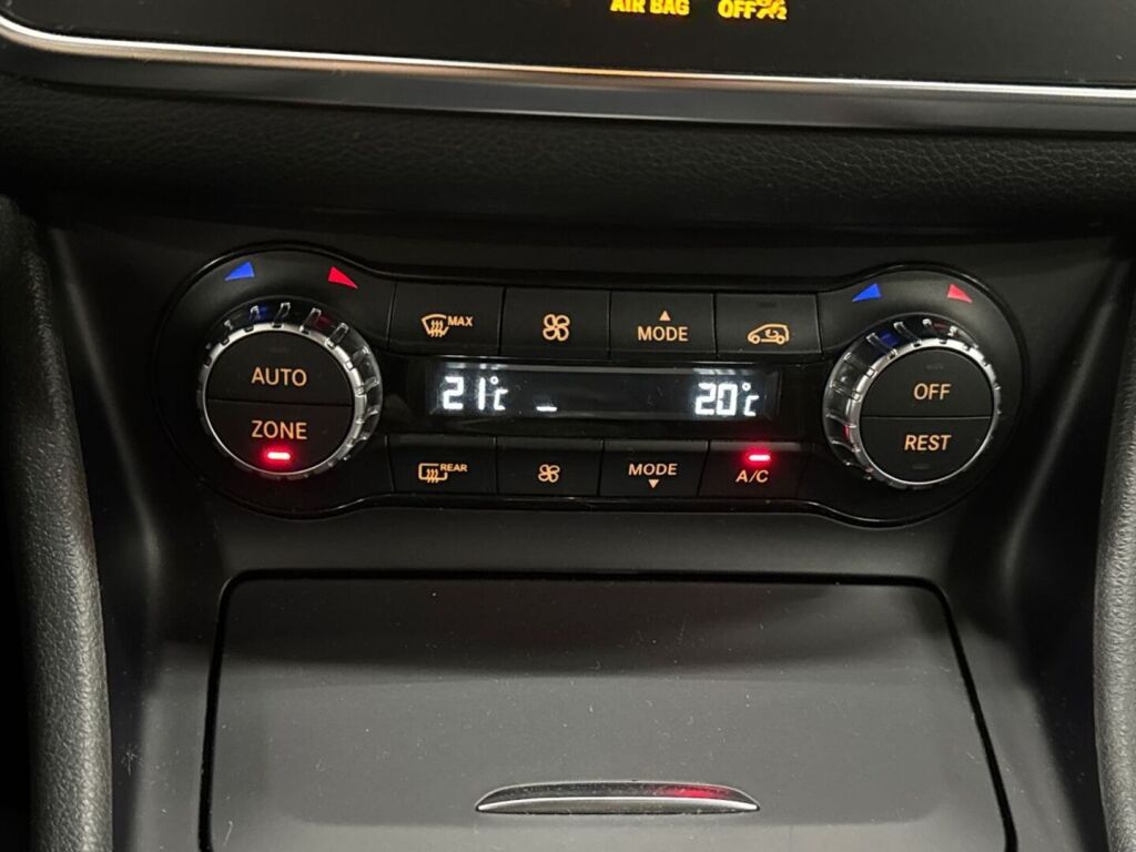 Mercedes-Benz CLA 2015 Harmaa