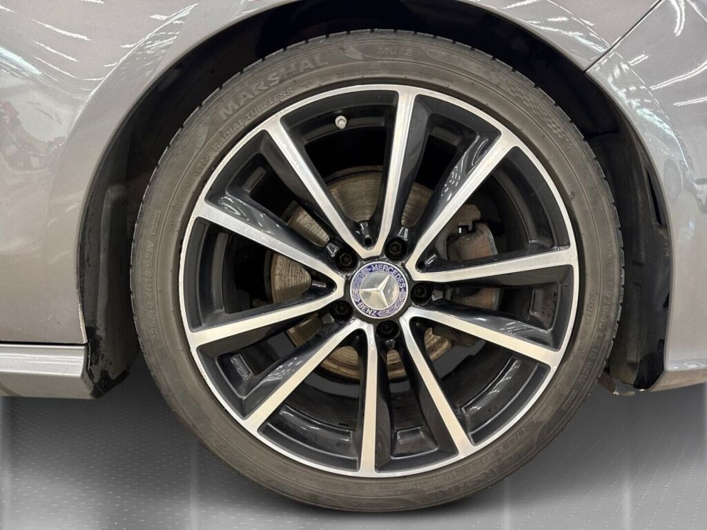 Mercedes-Benz CLA 2015 Harmaa