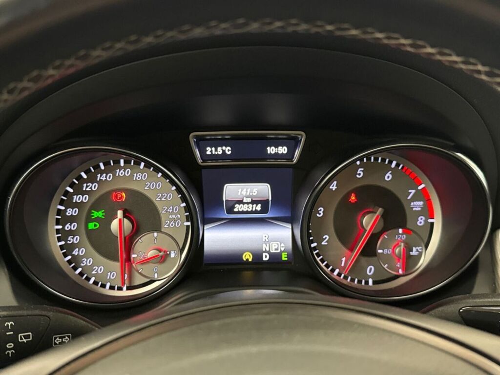 Mercedes-Benz CLA 2015 Harmaa