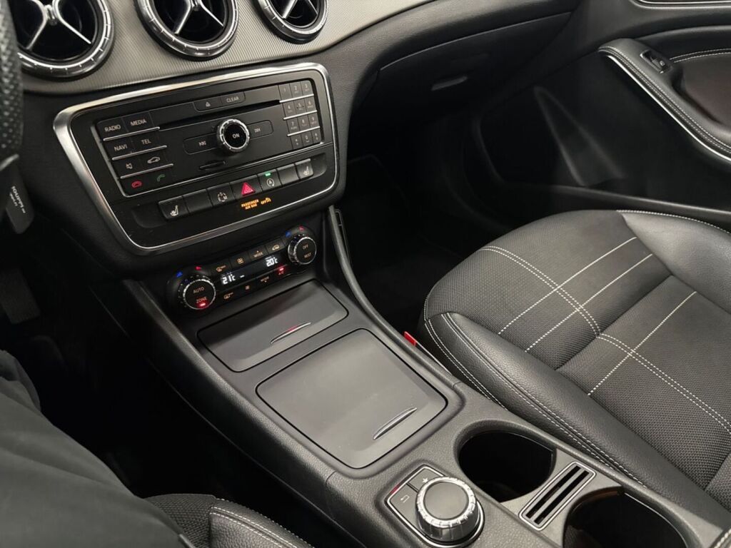 Mercedes-Benz CLA 2015 Harmaa