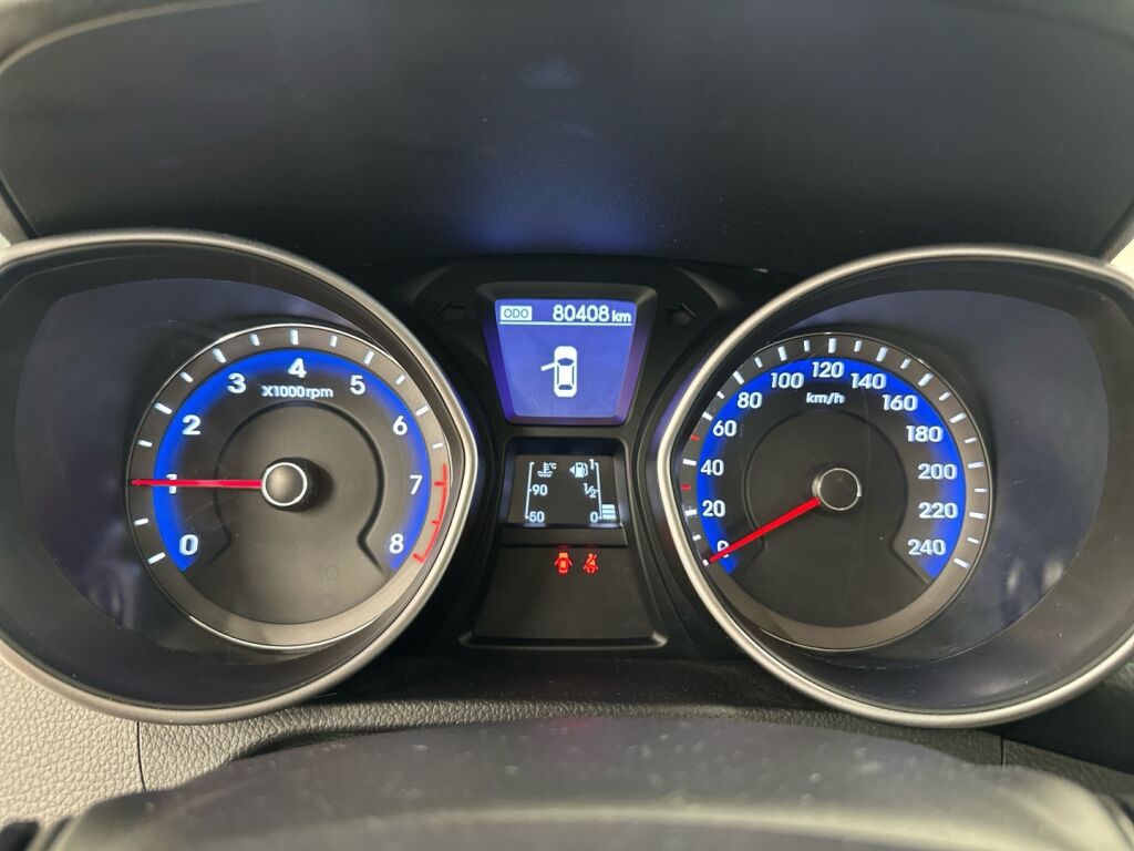 Hyundai i30 5d 2015 Valkoinen