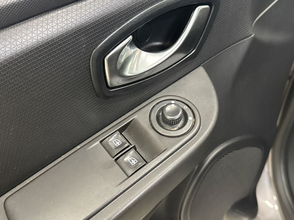 Renault Clio 2016 Harmaa