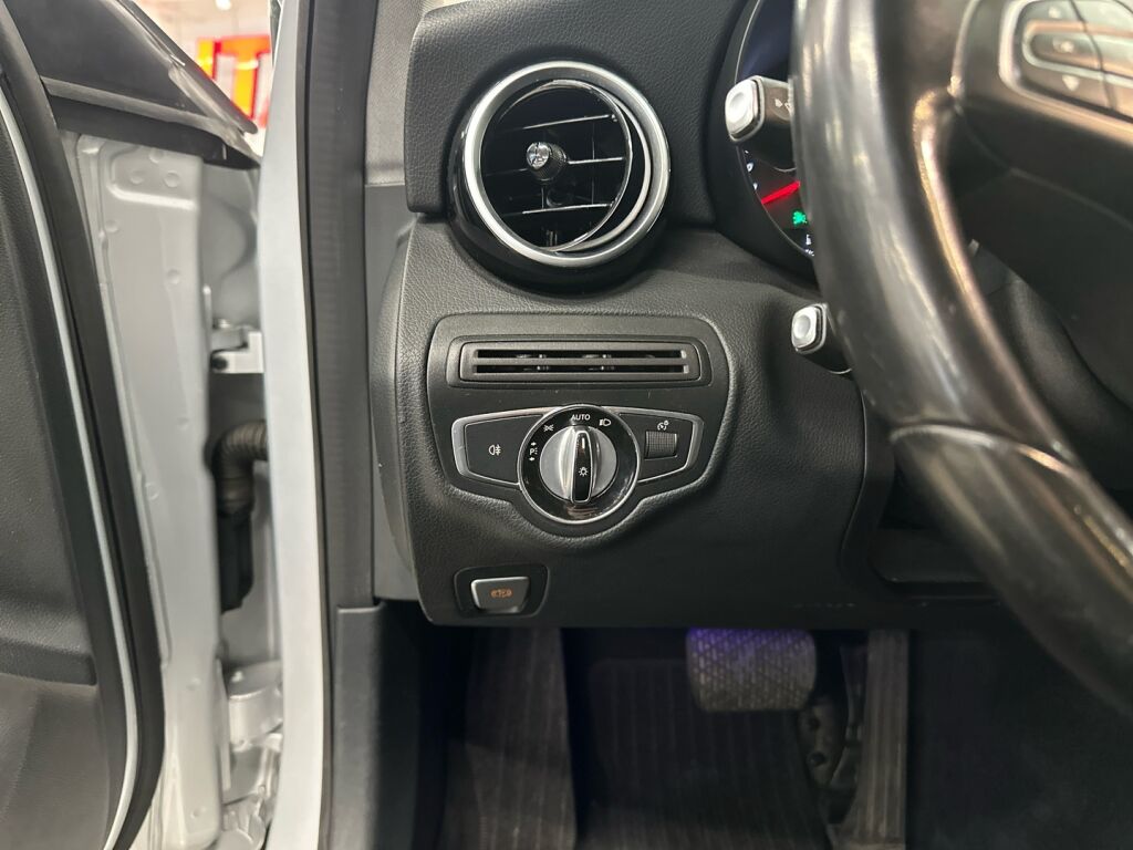 Mercedes-Benz C 2016 Harmaa