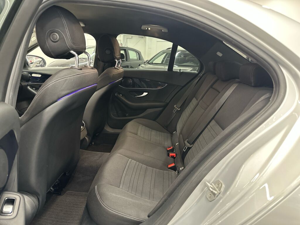 Mercedes-Benz C 2016 Harmaa