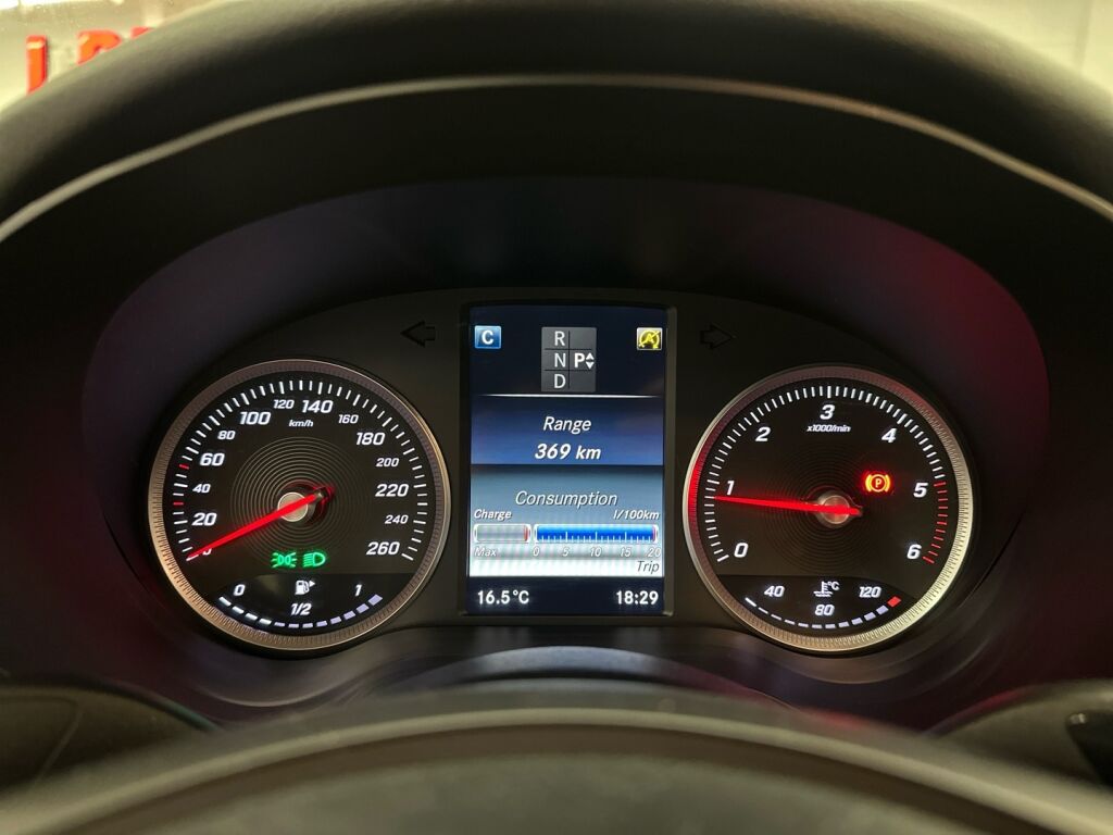 Mercedes-Benz C 2016 Harmaa