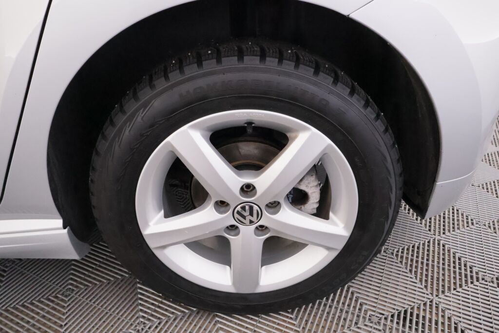 Volkswagen Polo 2016 Hopea