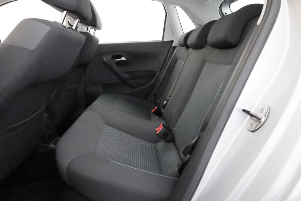 Volkswagen Polo 2016 Hopea