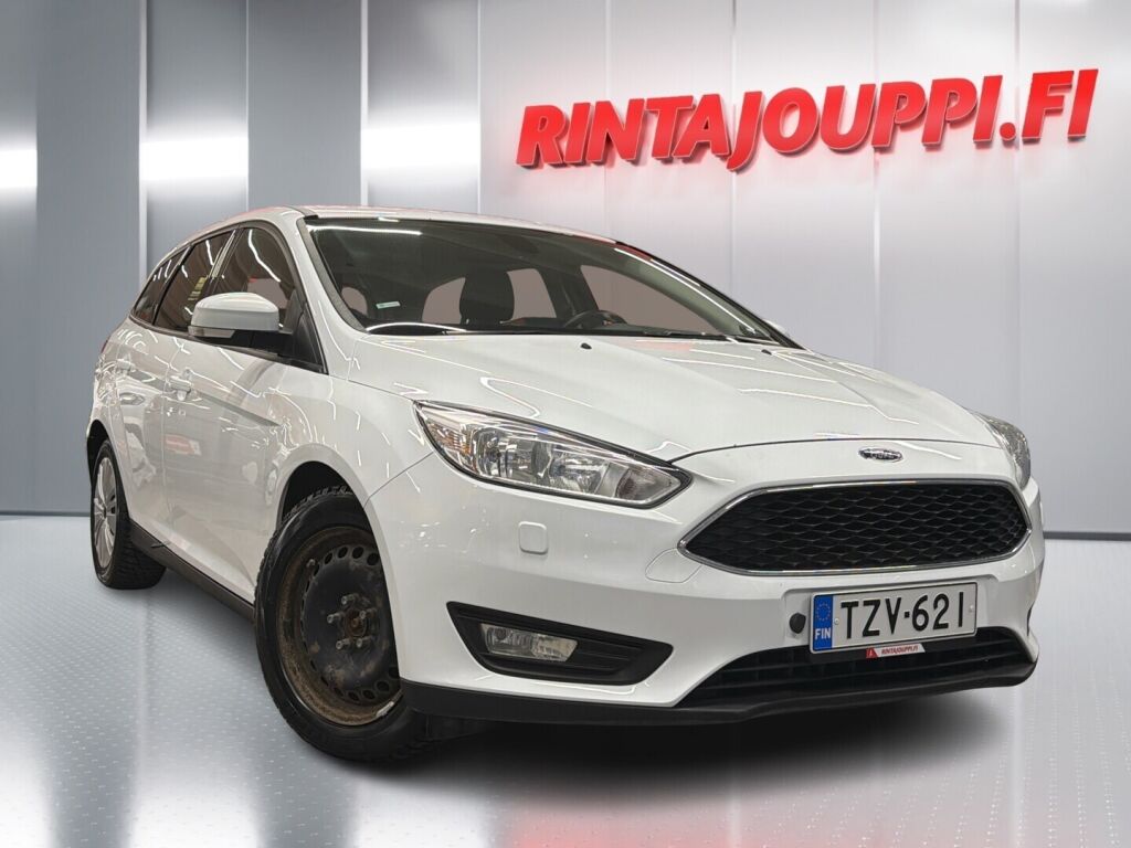 Ford Focus 2015 Valkoinen