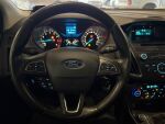 Ford Focus 2015 Valkoinen
