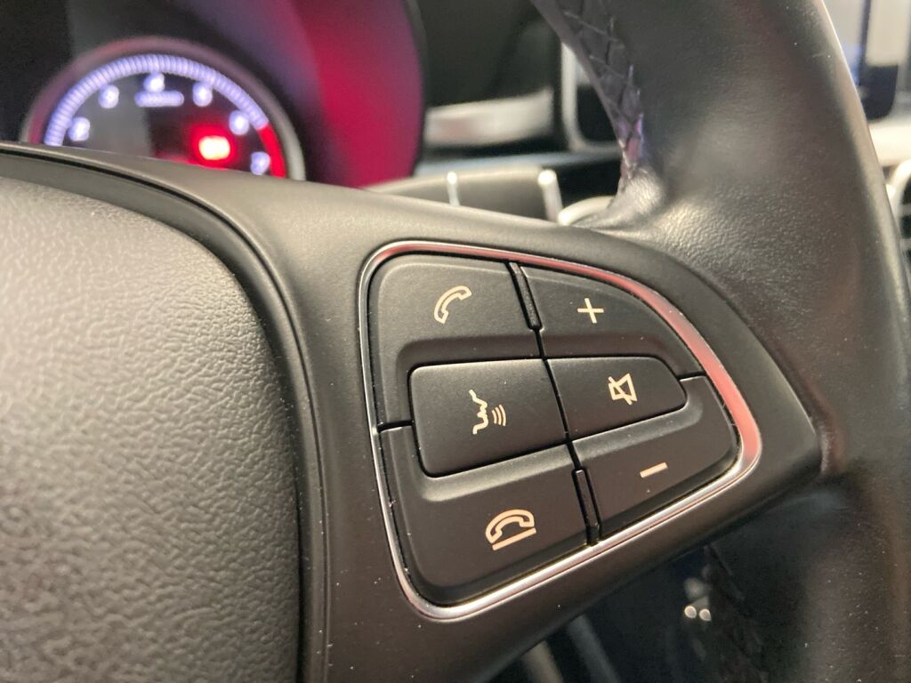 Mercedes-Benz C 2015 Valkoinen