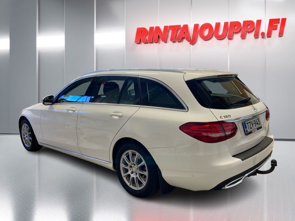 Mercedes-Benz C 2015 Valkoinen