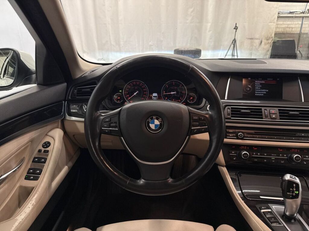 BMW 520 2015 Valkoinen
