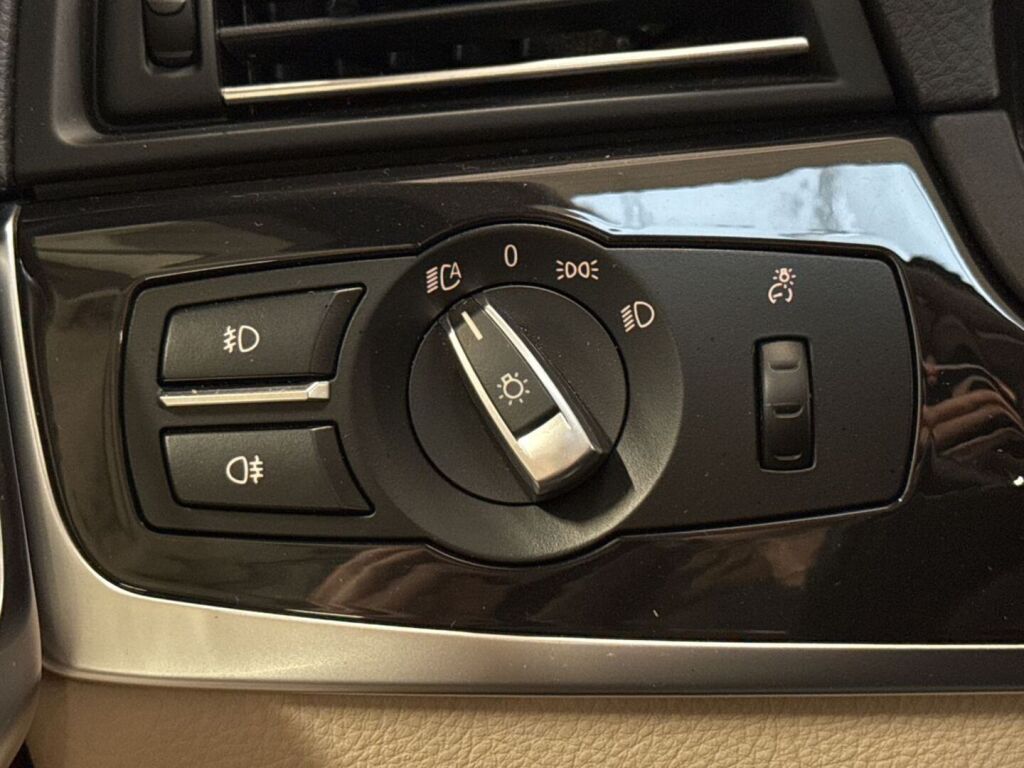 BMW 520 2015 Valkoinen