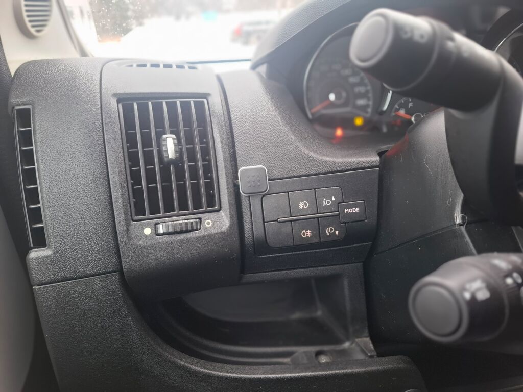 Adria Twin 600 SPT 2016 Harmaa