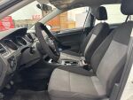 Volkswagen Golf 2016 Valkoinen