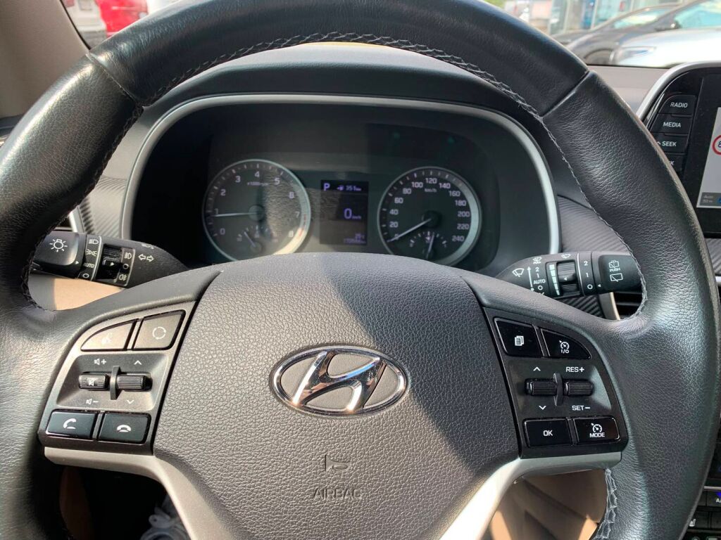 Hyundai Tucson 2019 Ruskea (beige)