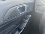 Ford Fiesta 2015 Punainen