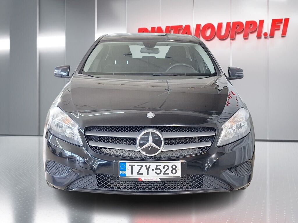 Mercedes-Benz A 2014 Musta