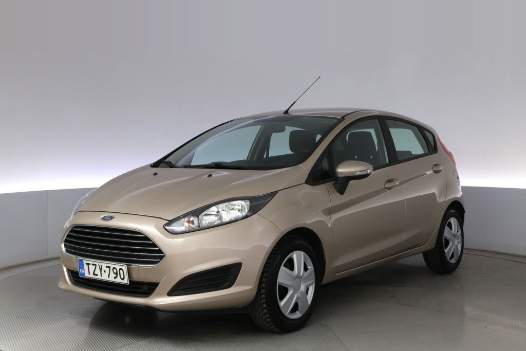 Ford Fiesta 2015 Ruskea (beige)