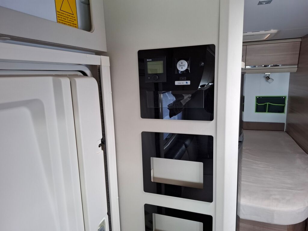 Adria MATRIX M 650 SF 2015 Valkoinen