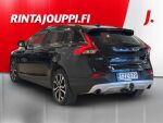 Volvo V40 Cross Country 2015 Musta