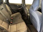 Volvo V40 Cross Country 2015 Musta