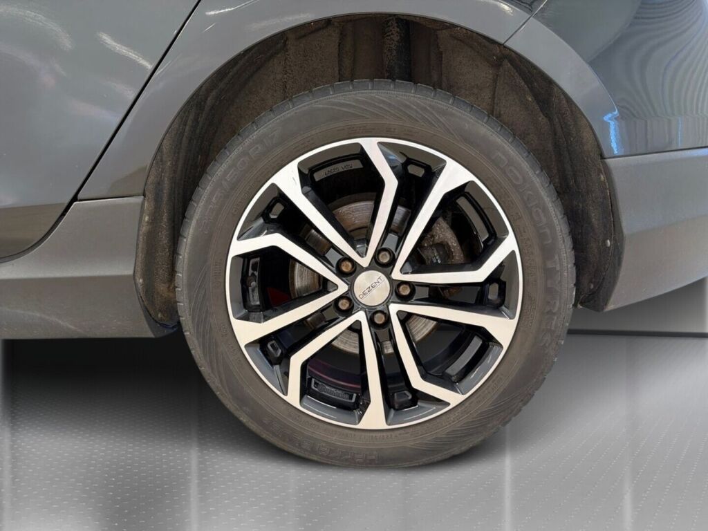 Volvo V40 Cross Country 2015 Musta