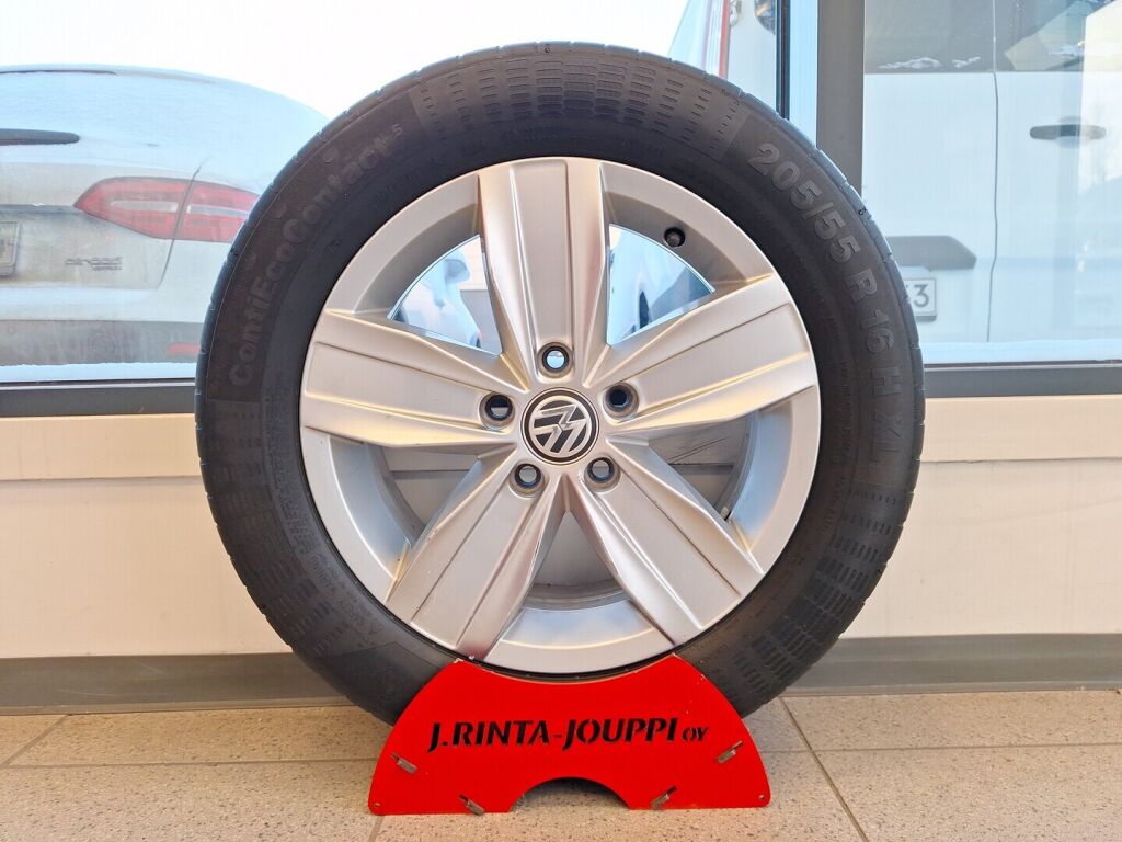 Volkswagen Caddy Maxi 2015 Punainen