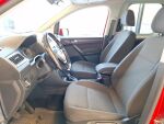 Volkswagen Caddy Maxi 2015 Punainen