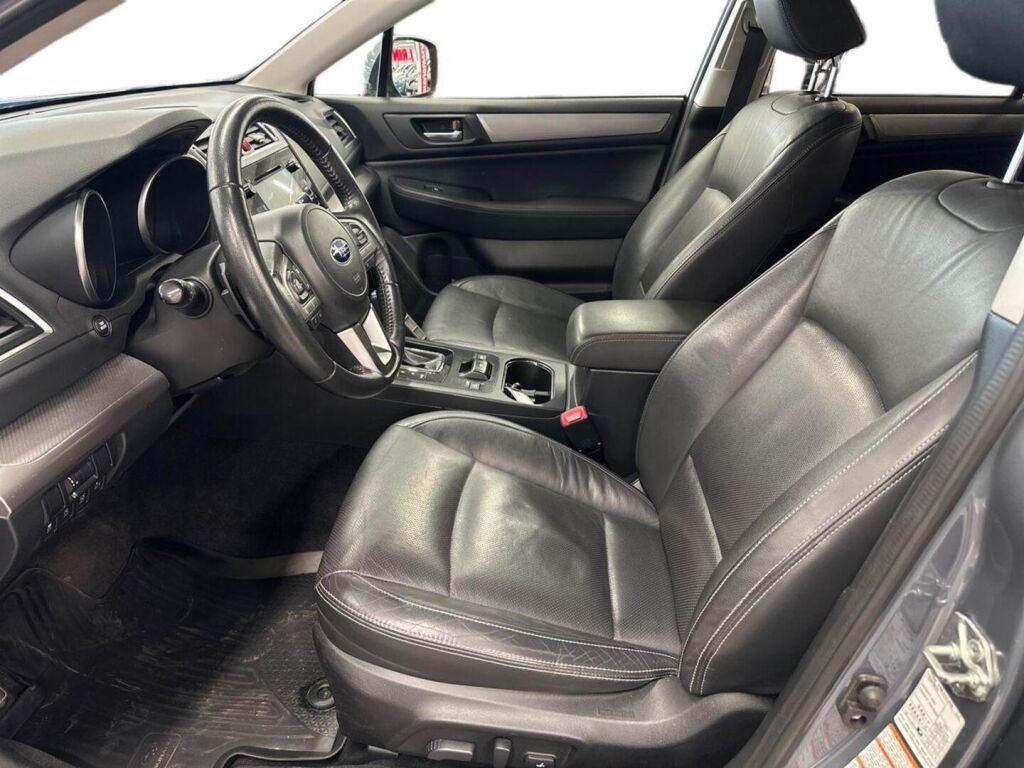 Subaru Outback 2016 Harmaa