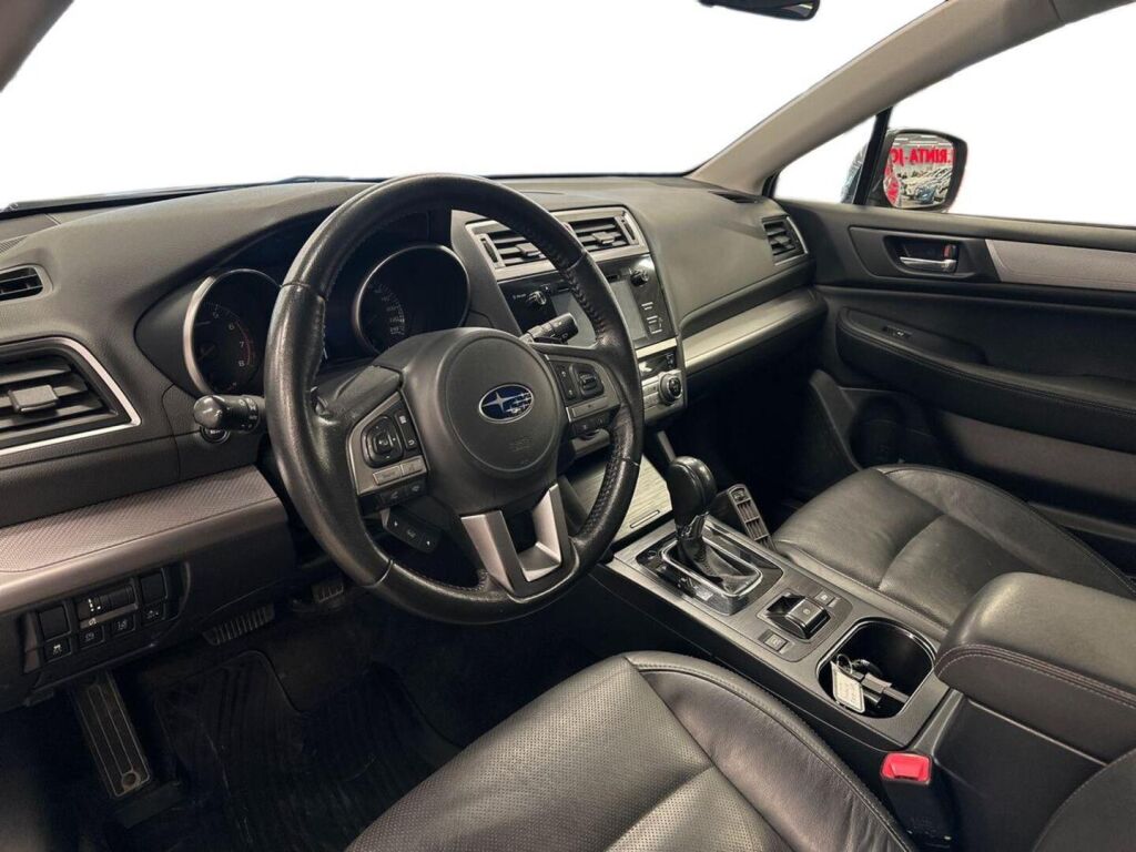 Subaru Outback 2016 Harmaa