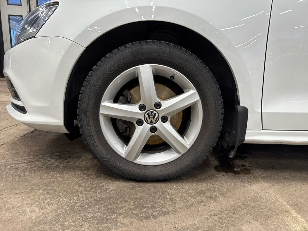 Volkswagen Jetta 2015 Valkoinen