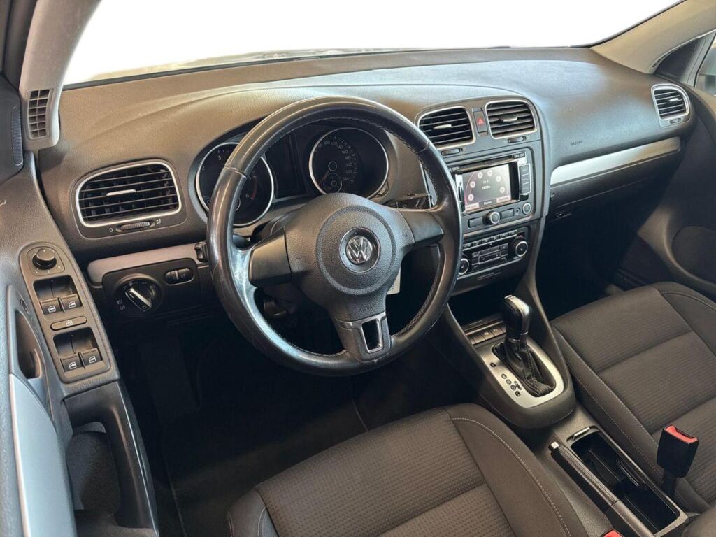 Volkswagen Golf 2011 Hopea