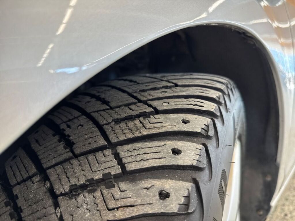 Volkswagen Golf 2011 Hopea