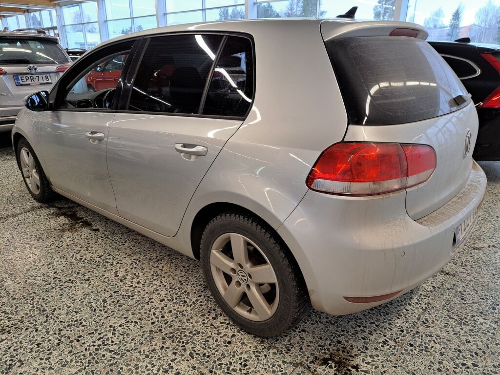 Volkswagen Golf 2011 Hopea