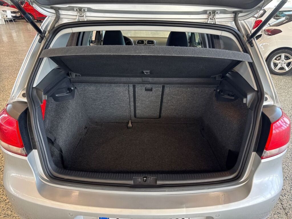 Volkswagen Golf 2011 Hopea