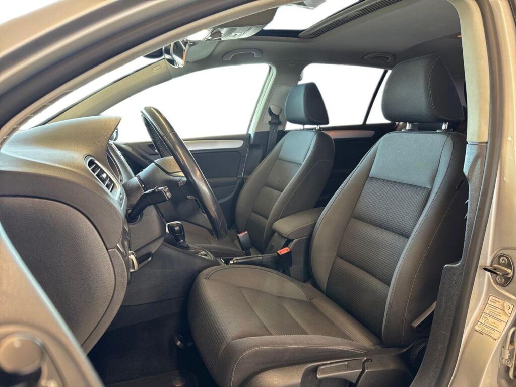 Volkswagen Golf 2011 Hopea