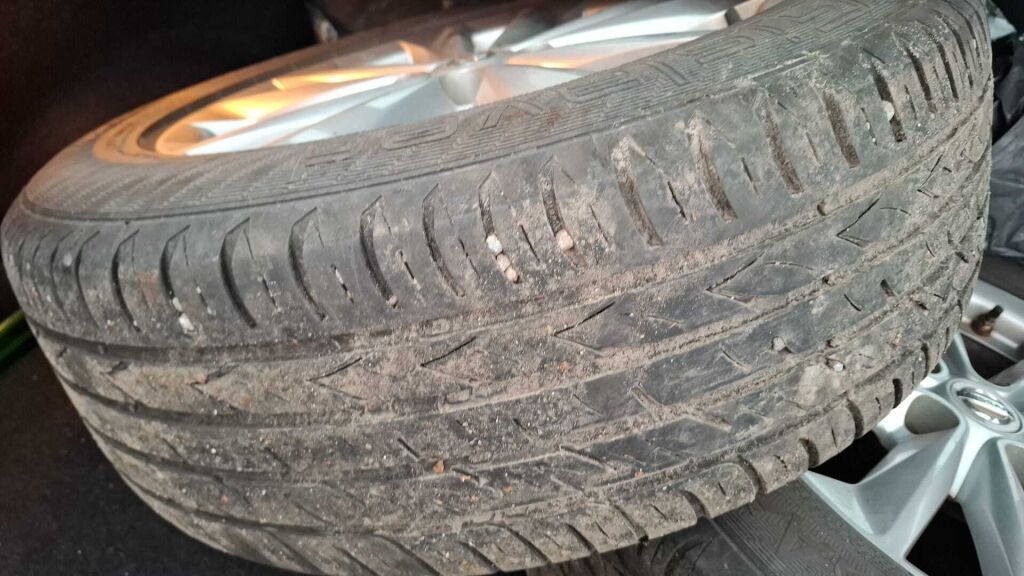 Nissan Qashqai 2015 Punainen