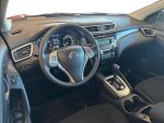 Nissan Qashqai 2015 Punainen