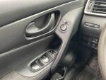 Nissan Qashqai 2015 Punainen