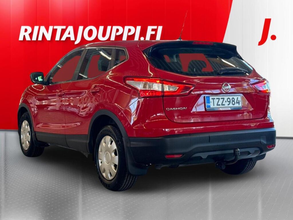 Nissan Qashqai 2015 Punainen