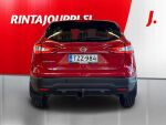 Nissan Qashqai 2015 Punainen