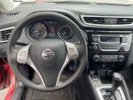 Nissan Qashqai 2015 Punainen