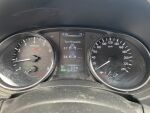 Nissan Qashqai 2015 Punainen
