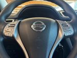 Nissan Qashqai 2015 Punainen
