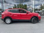 Nissan Qashqai 2015 Punainen
