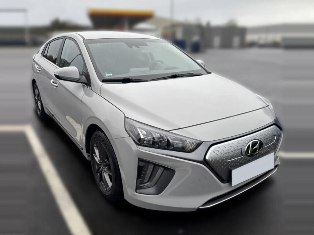 Hyundai IONIQ electric 2022 