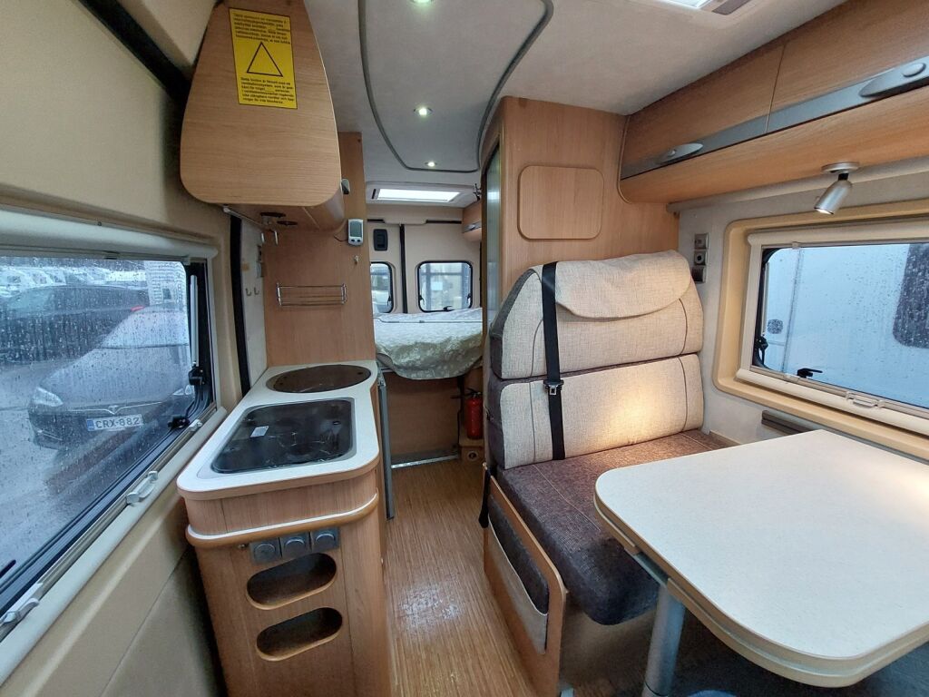 Adria Twin 600 SP 2009 Harmaa