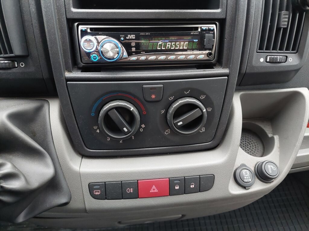 Adria Twin 600 SP 2009 Harmaa